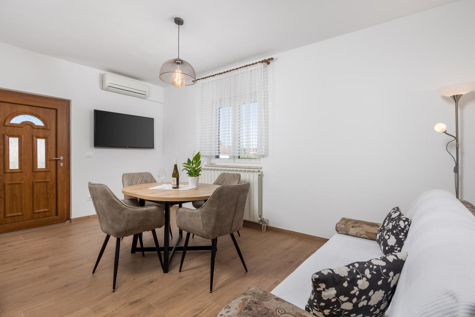 Guest House Marica Ρόβινι Εξωτερικό φωτογραφία